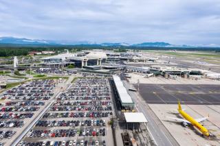 Parking aéroport pas cher : comment payer moins